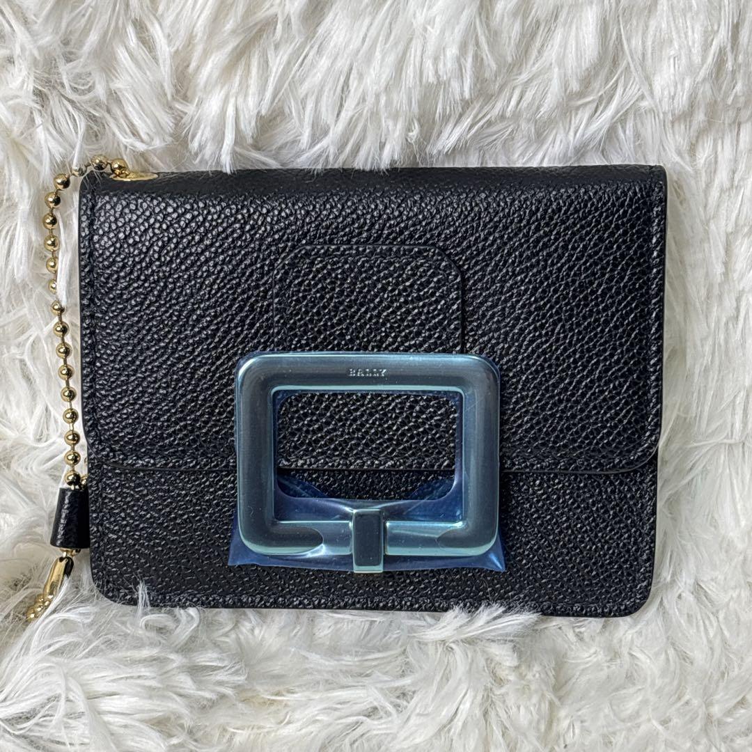 新品　BALLY カードケース　名刺入れ　ゴールド金具　チェーンストラップ