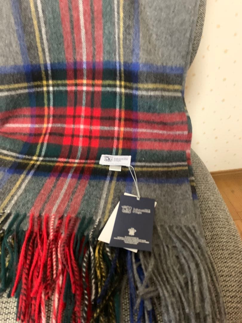 n*o様 ジョンストンズ スカーフ　グレースチュワートタータンチェック 大判