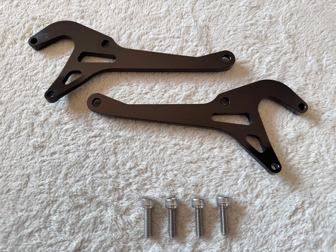 スイングアーム・スタンドフックVタイプYZF-R1 R7 R6 MT-10