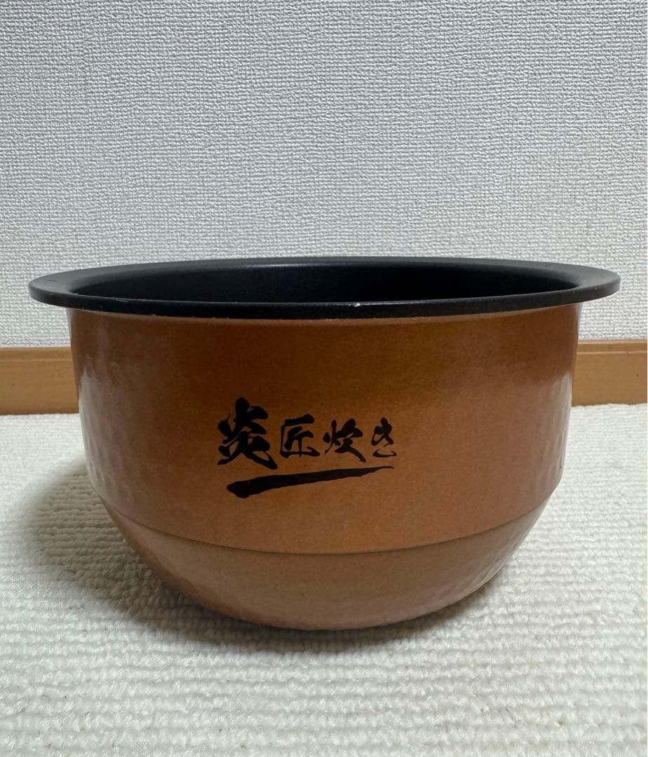 【2023年製】炊飯器 RC-10E2VS ホワイト 動作保証