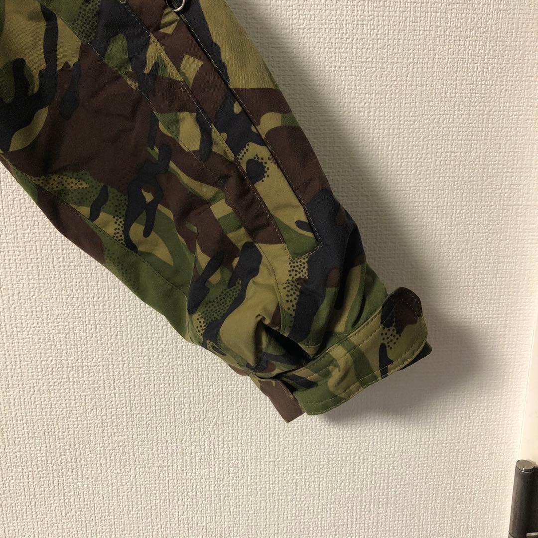 ノースフェイス迷彩カモ柄 L中綿スノーボードウェアマウンテンジャケットダウン