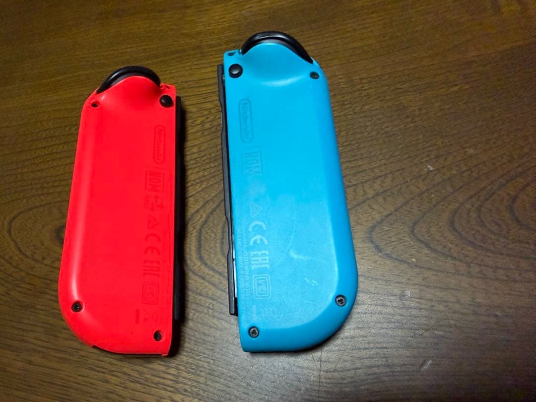 NintendoSwitch 本体 ネオンブルー/ネオンレッド　ジョイコン動作悪