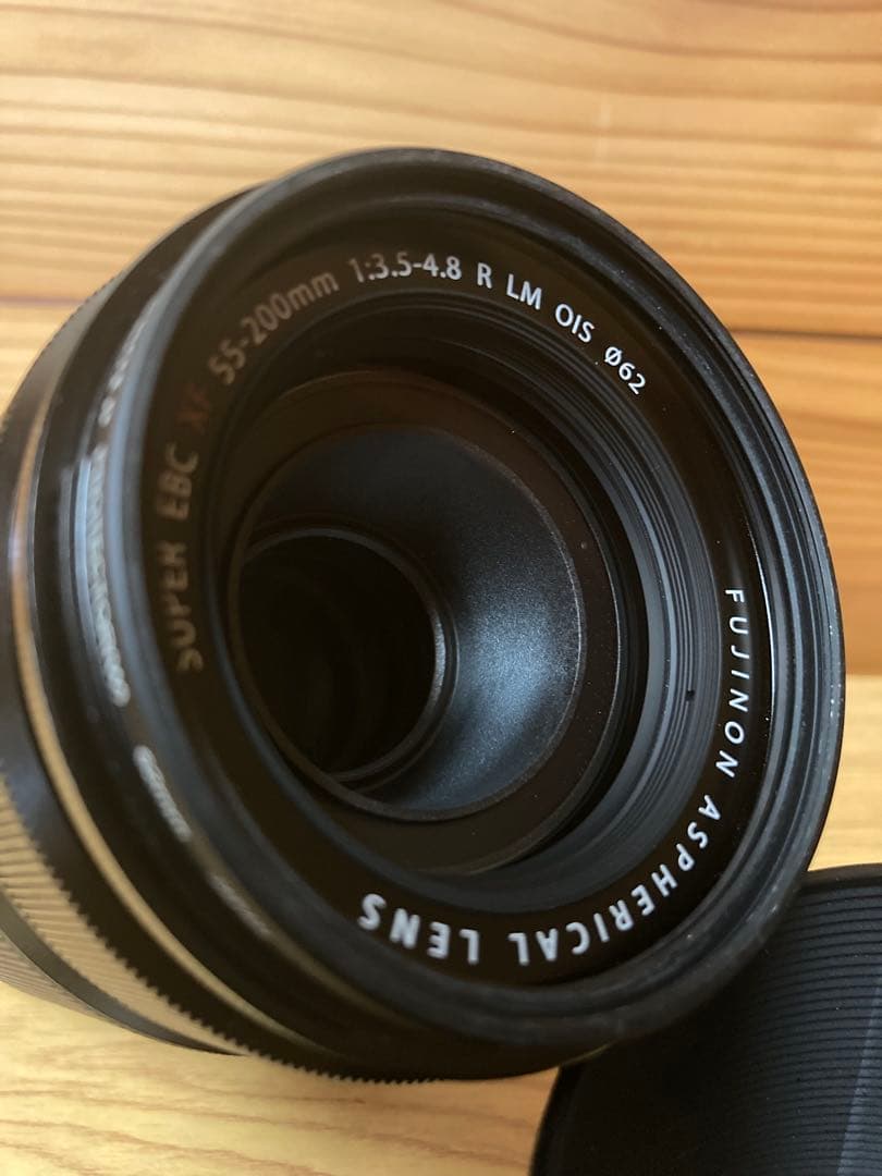 FUJIFILM XF 55-200mm ズームレンズ　プロテクター無し