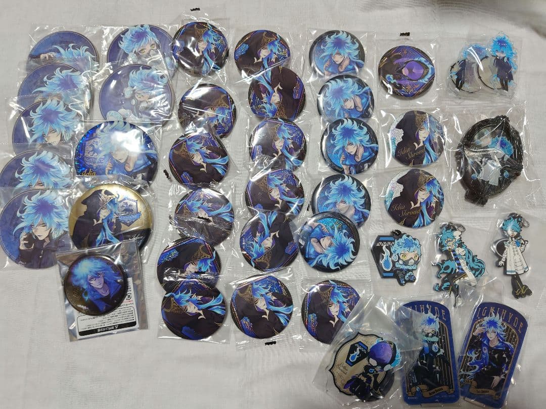 (1/7中身変更有り)ツイステ イデア・オルト まとめ売り