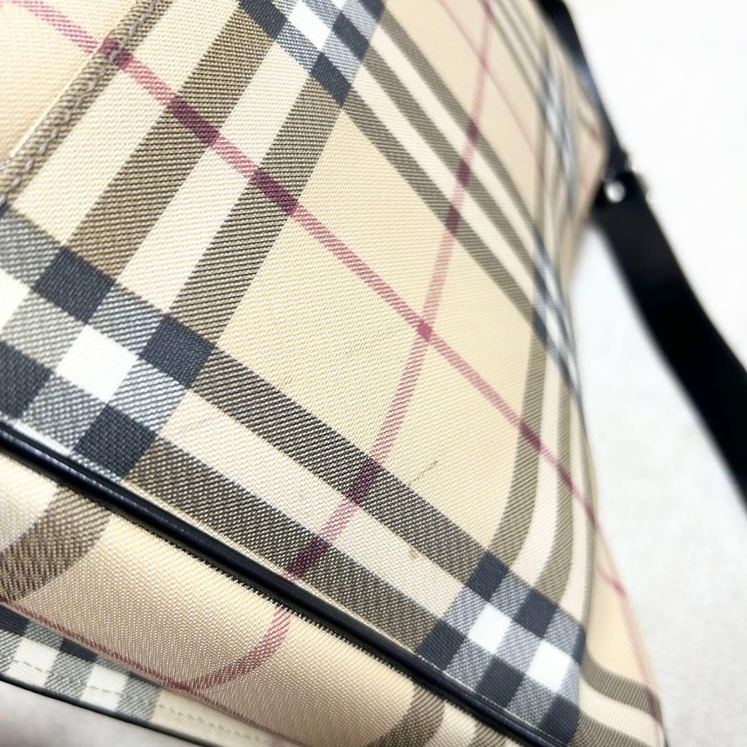 美品　バーバリーロンドン　ノバチェック　メッセンジャーバッグ　ショルダーバッグ