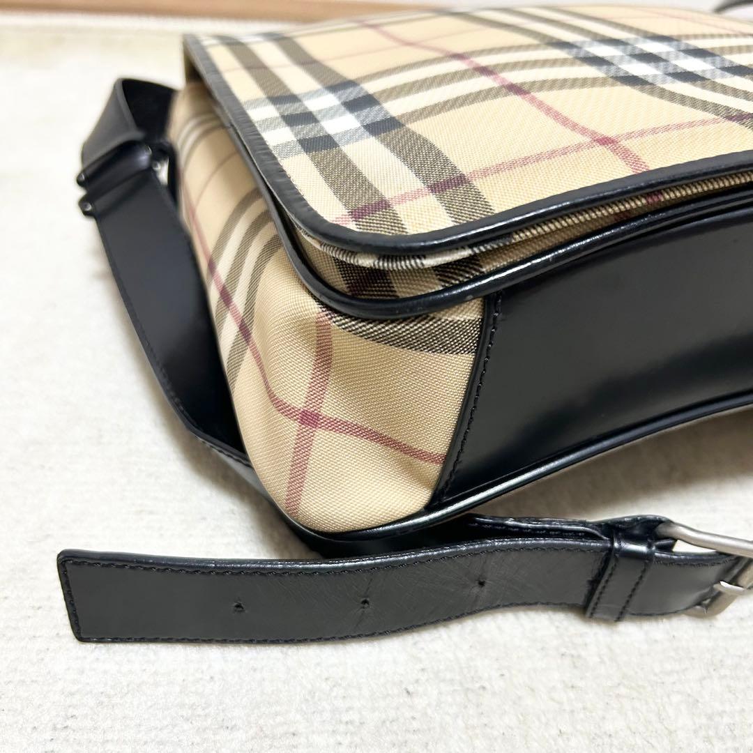 美品　バーバリーロンドン　ノバチェック　メッセンジャーバッグ　ショルダーバッグ