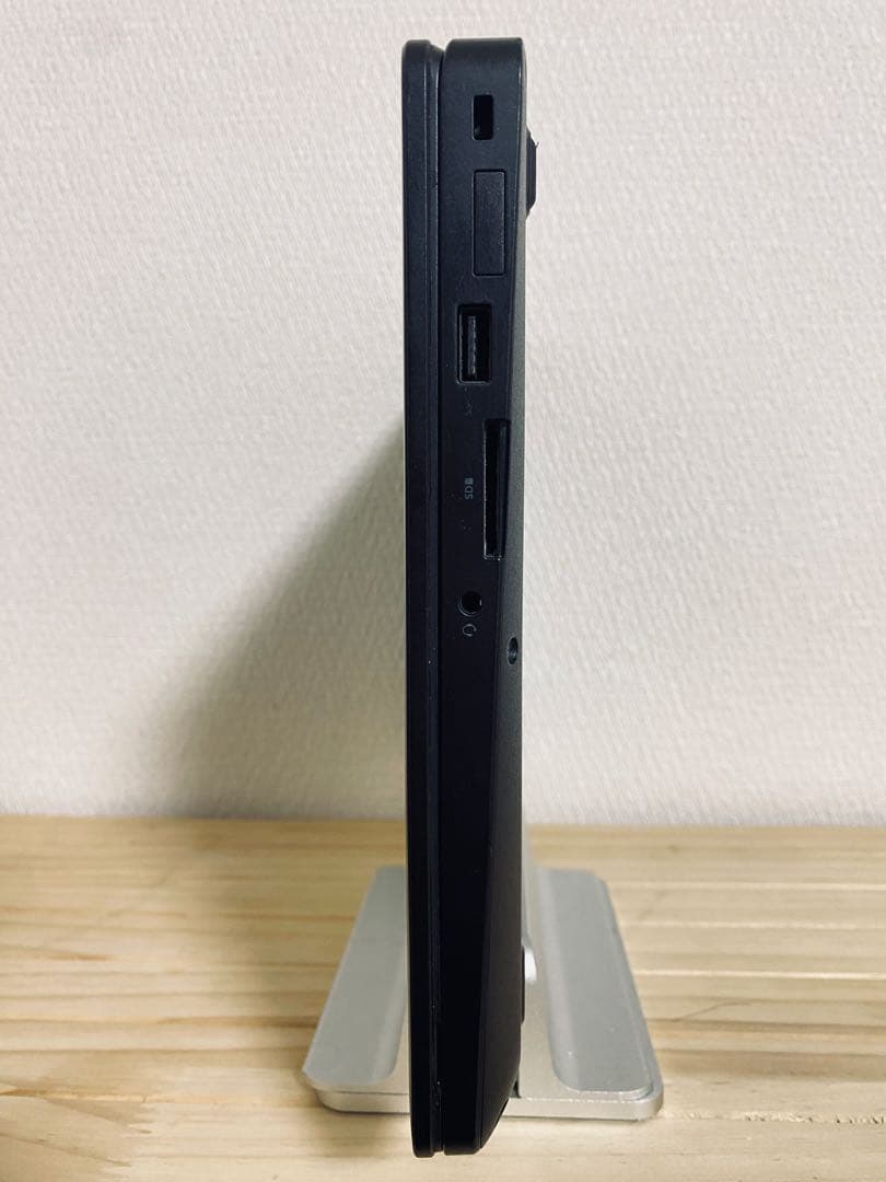 Dell Latitude E5270 i3/8GB/SSD/Office付✨