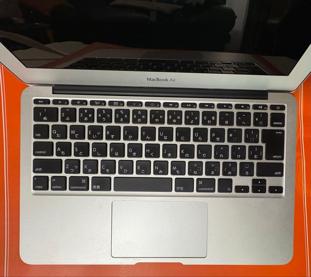 MacBook Air A1465 11インチOS:Sequoia
