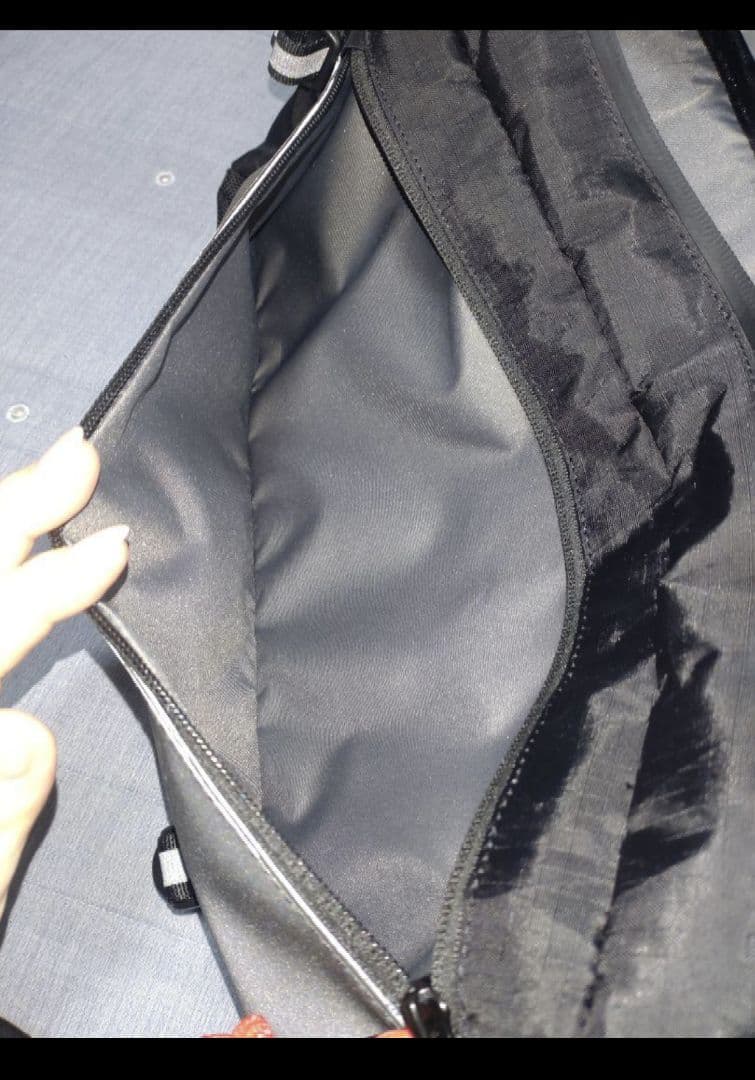 クローム　ブラック ボディバッグ