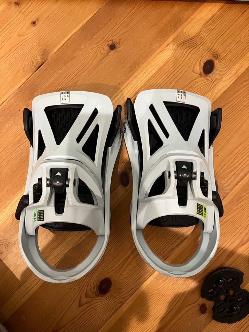 J*n様 美品　BURTON STEP ON GENESIS Mサイズ ステップ