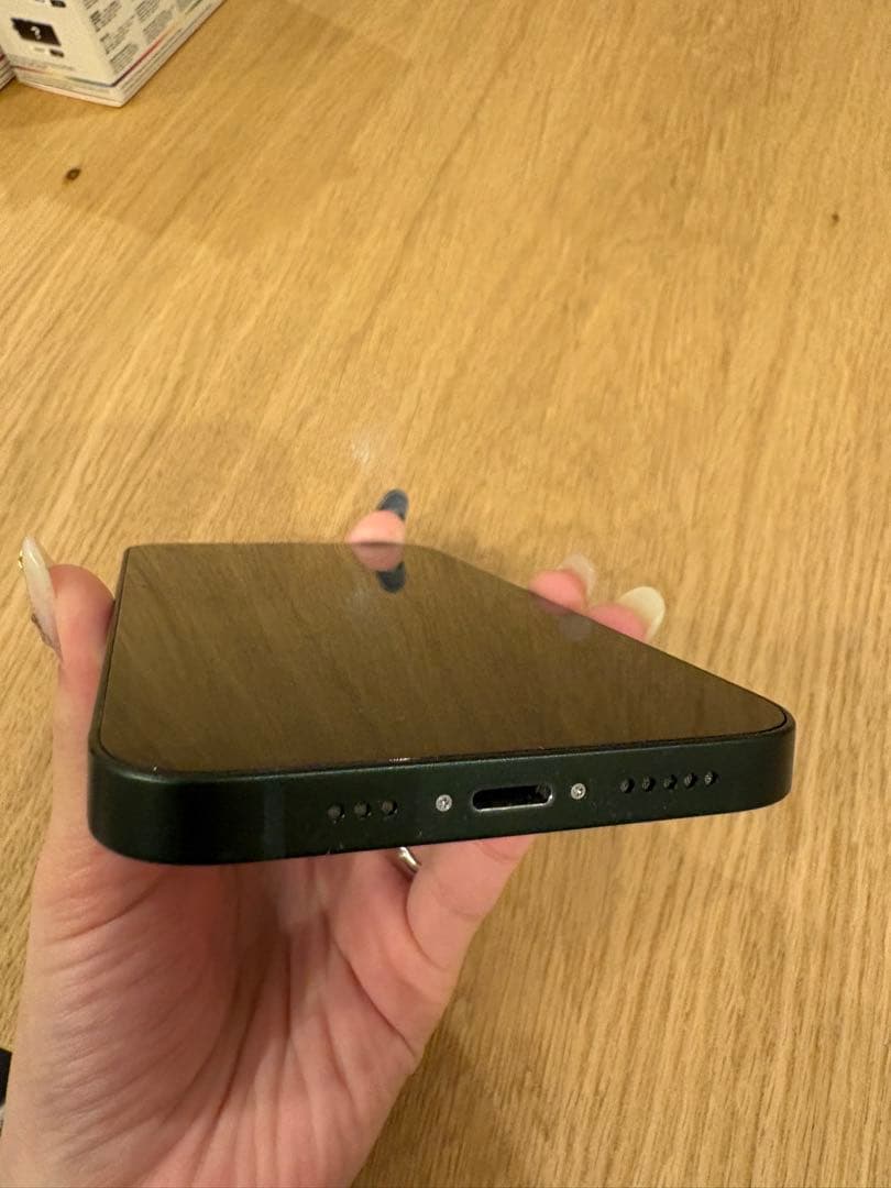 Apple iPhone 13 グリーン 本体 充電ケーブル付き