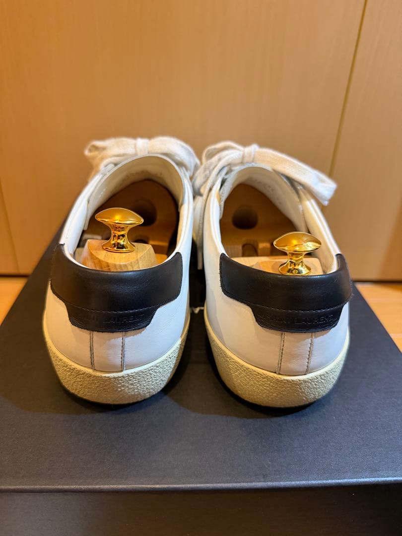 SAINT LAURENT ローテクなお靴　ホワイト