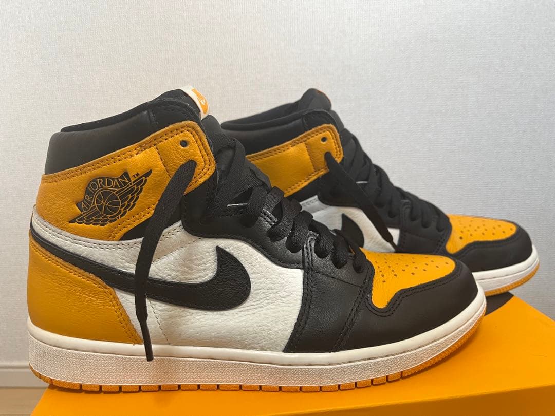 靴 Nike Air Jordan 1 Retro High OG Taxi