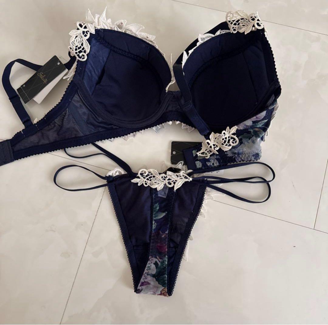 希少✨☆ワコール サルート F65・M☆62G