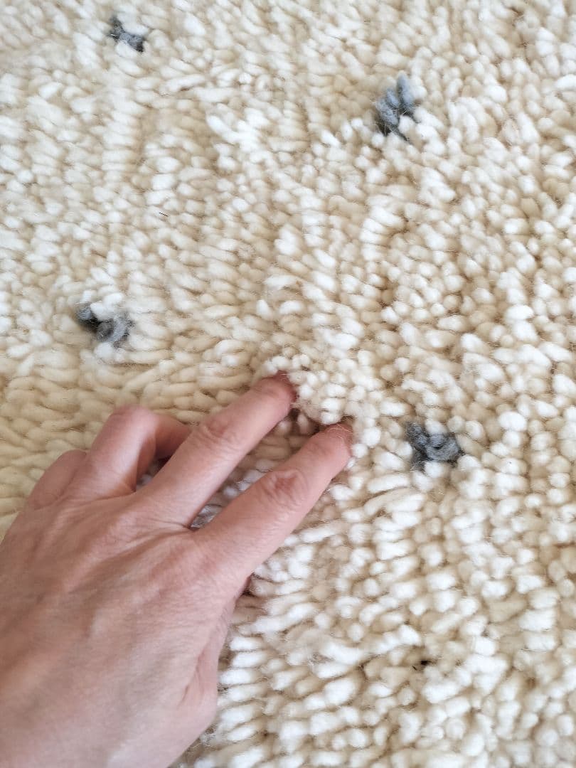 【最終価格】新品/人気/淡いグレードット　アイボリーベースベニワレンNo.705