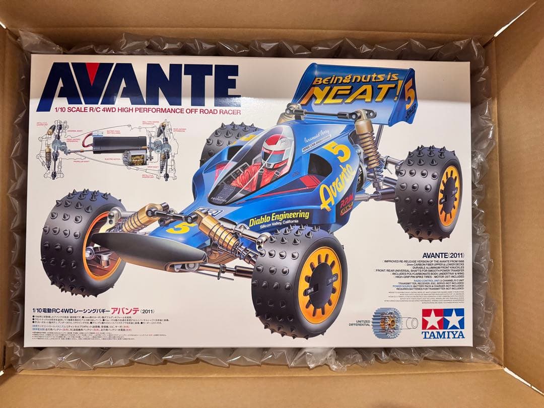 【新品 未開封】タミヤ アバンテ 2011 1/10 RCカー