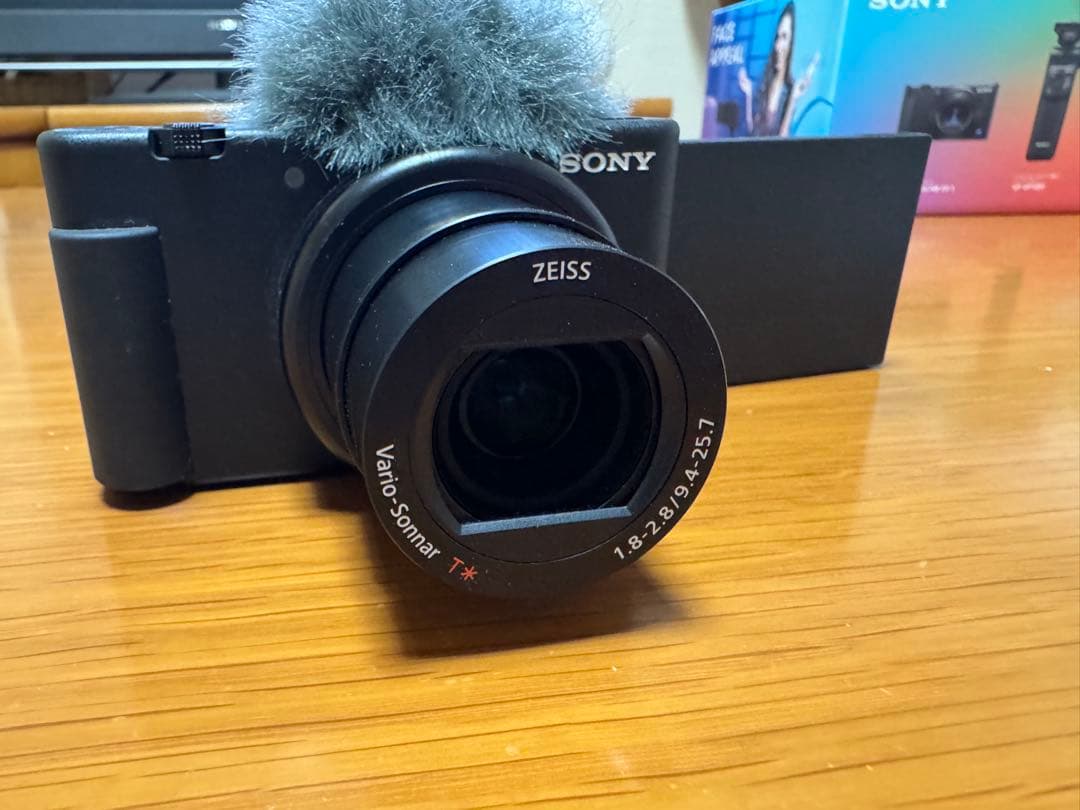 【美品】SONY VLOGCAM ZV-1G （グリップ付き）