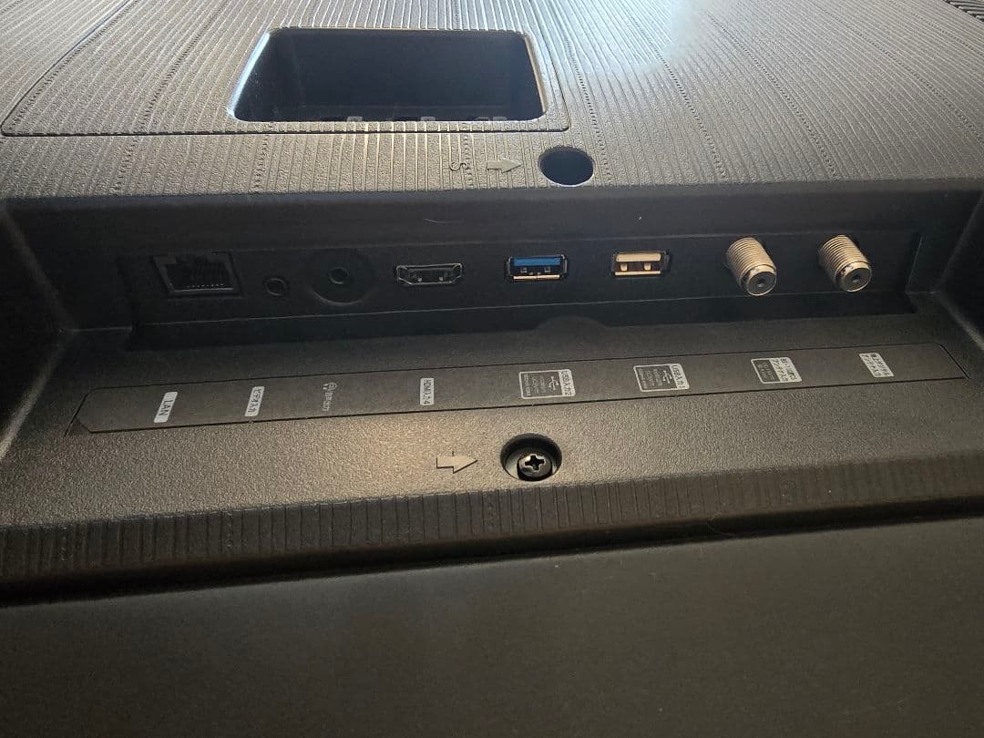 HISENSE 43E7H 43V型　テレビモニター