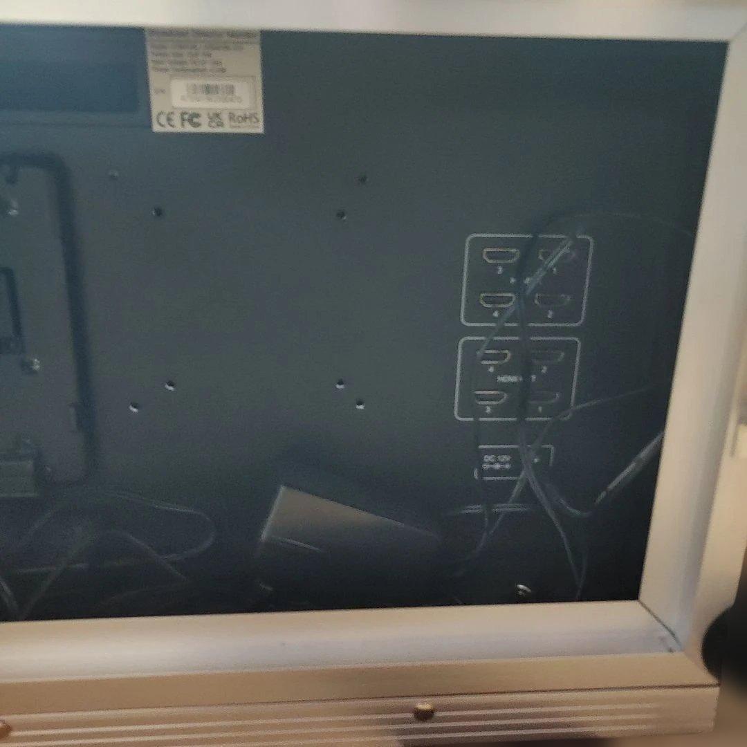 映画&ドラマなど用 SEETEC 4K モニター本体