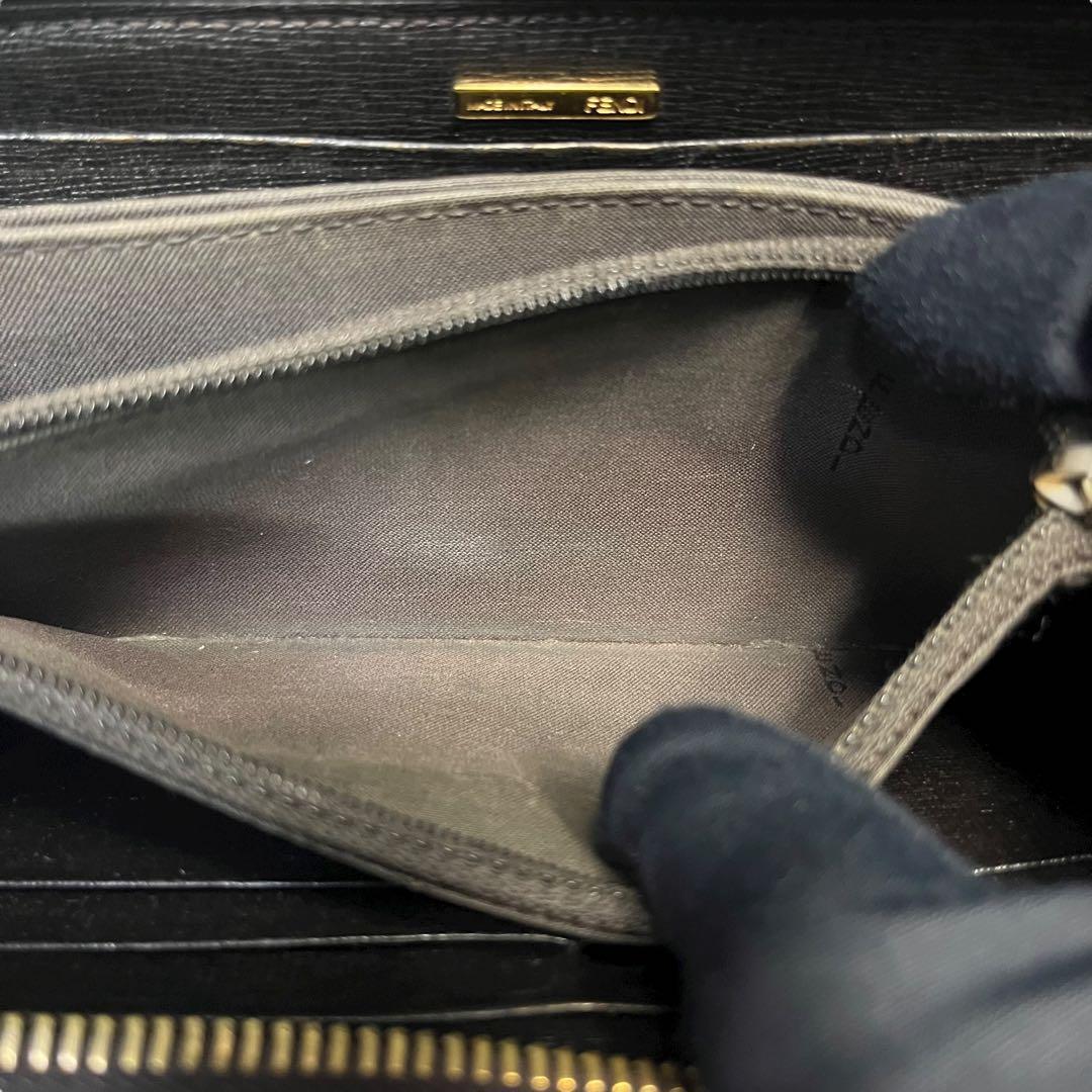 希少✨フェンディ 長財布 ラウンドファスナー PVC FFロゴ ズッカ 茶色