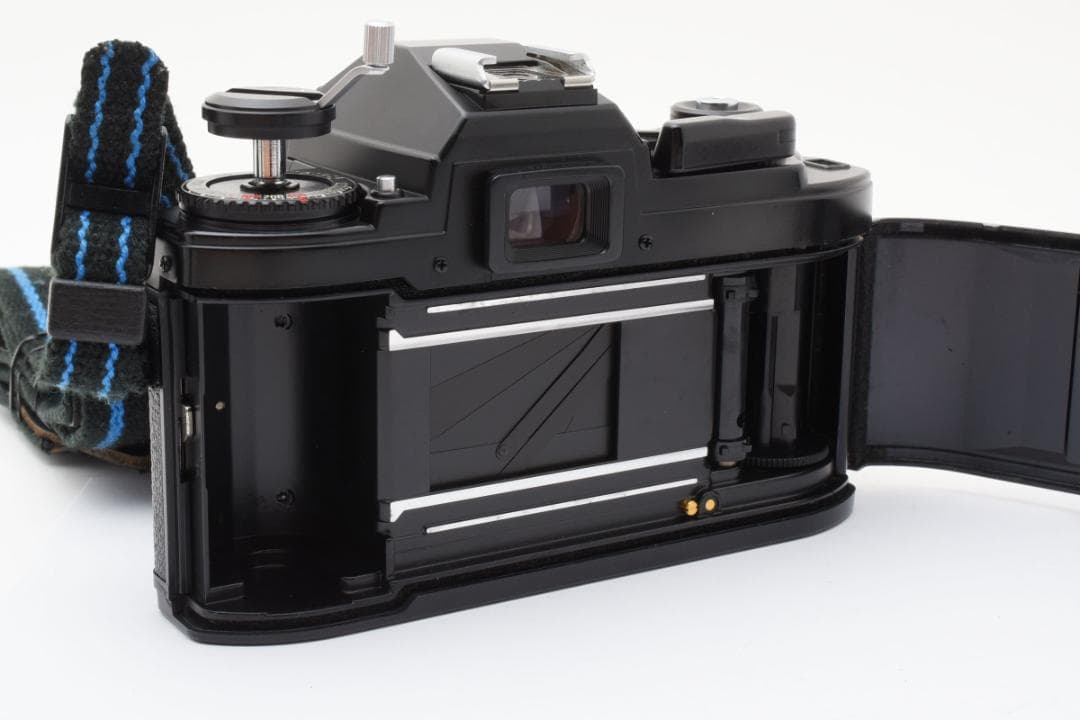 超美品 NIKON FG ブラック フィルムカメラ　モルト新品交換済 B506