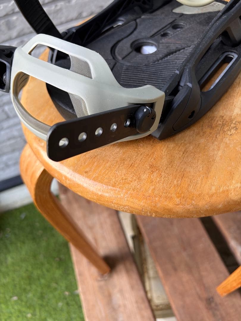 【BURTON】MALAVITA EST サイズM/L 2018-19モデル