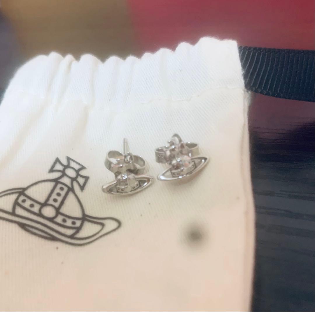 Vivienneピアス両耳用