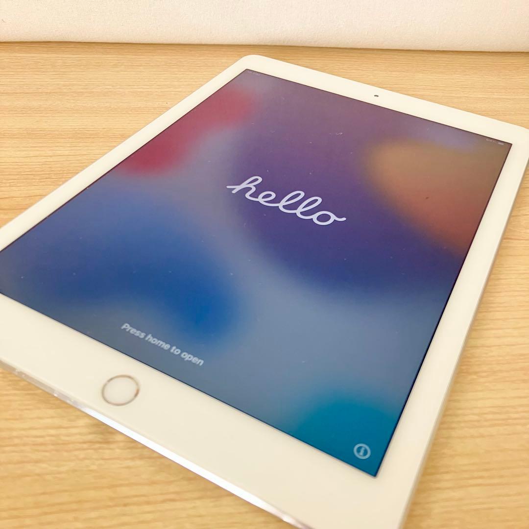 iPad本体 iPad Air2 Wi-Fi+cellular 64GB docomo