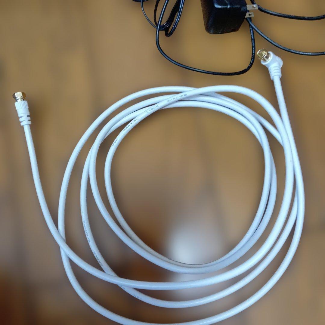 プライベート・ビエラ ポータブルテレビUN-15L11-K　15インチ　防水