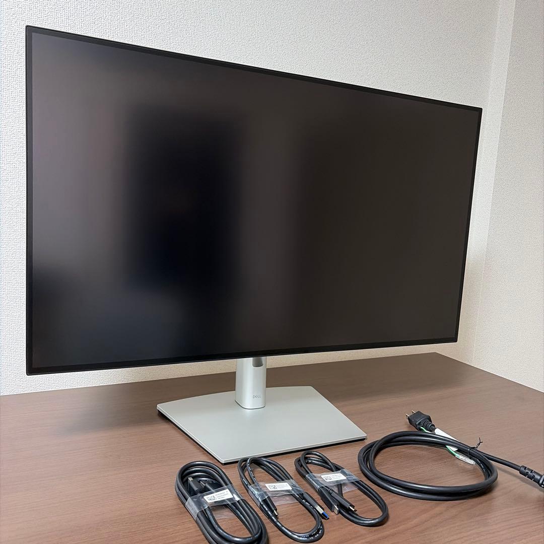 【未使用】Dell U3223QE 32インチ 4k モニター