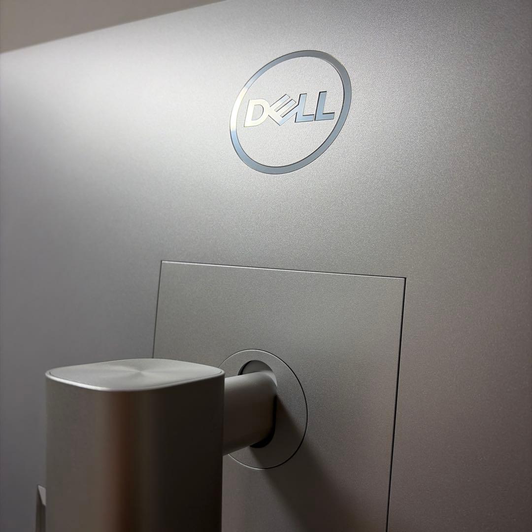 【未使用】Dell U3223QE 32インチ 4k モニター