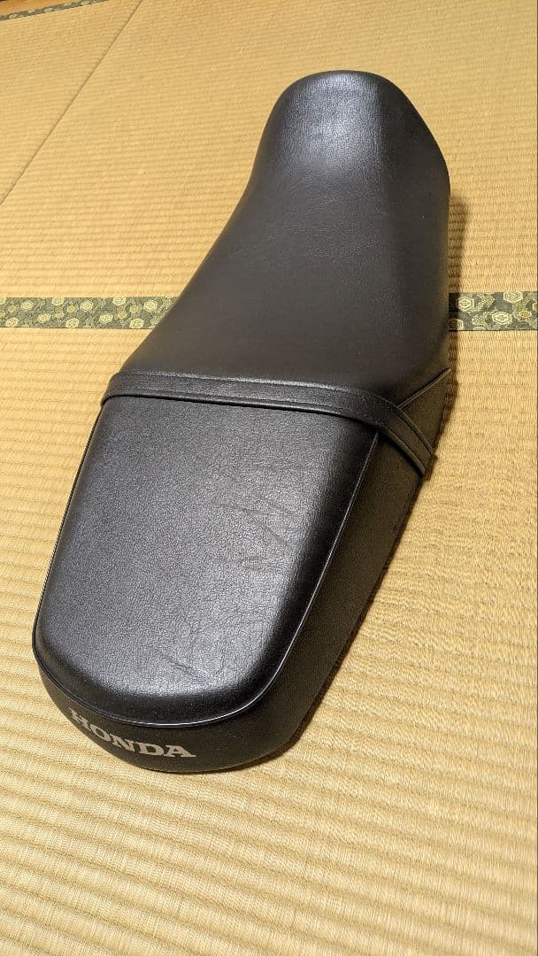 HONDA　CB1100　sc65 純正シート　ｅ-ｃｕｓｈｉｏｎ