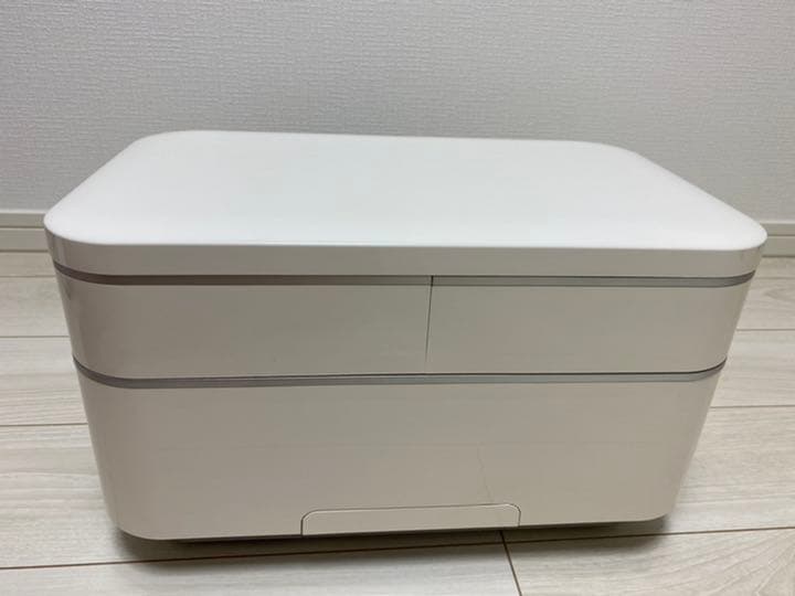 美品　2019年購入　サキナ　　ビジュー