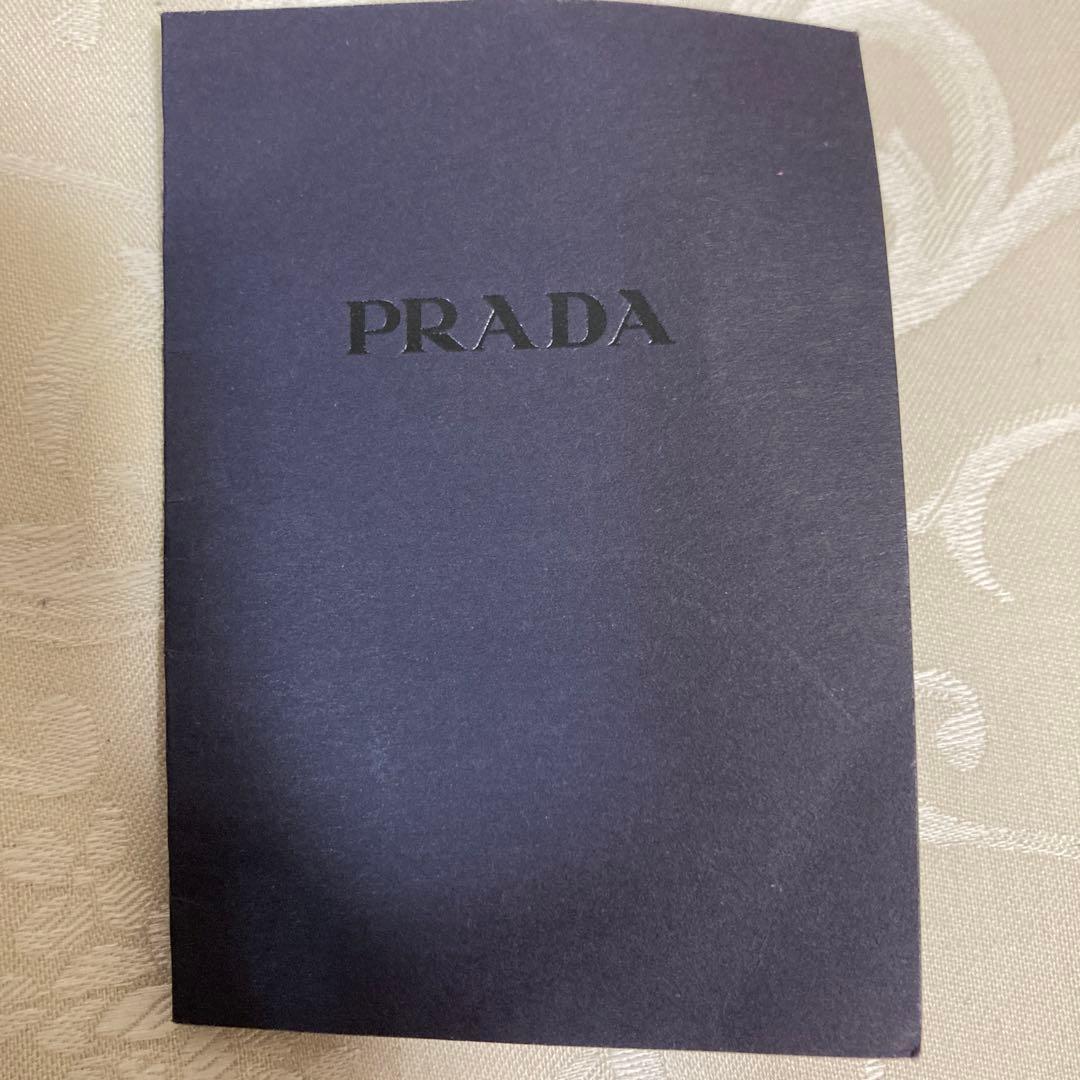 PRADA ショルダーバッグ　カーキ　メッセンジャーバッグ