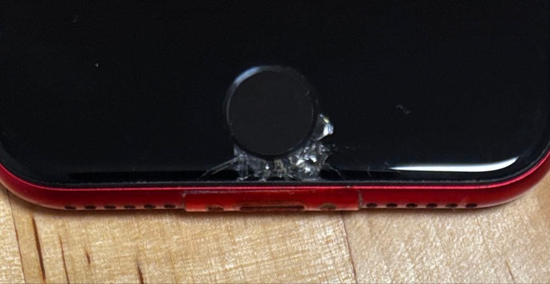 Apple iPhone SE 64GB SIMロック無　画面割れ有り