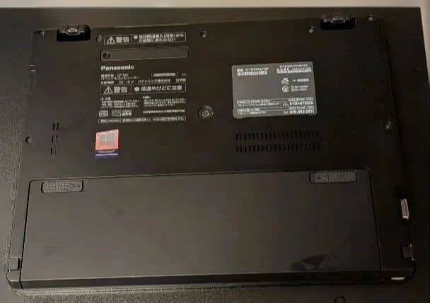 【希少モデル・外箱あり】CF-QV9 i7-10810U 16GB 256GB