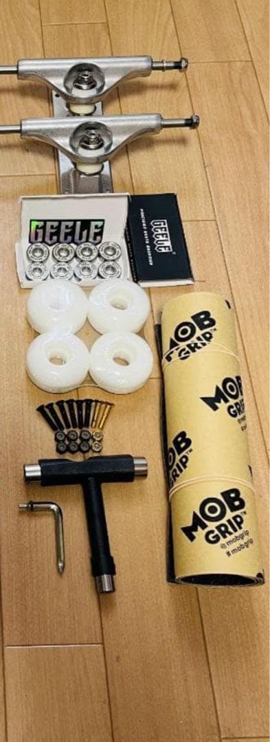 INDYチタン合金トラック同等品使用　ZERO ゼロ　8.25コンプリート