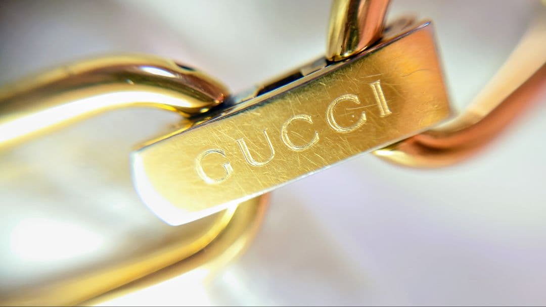 GUCCI レディース腕時計　クォーツ 1500Lゴールド/ブラック 稼働品