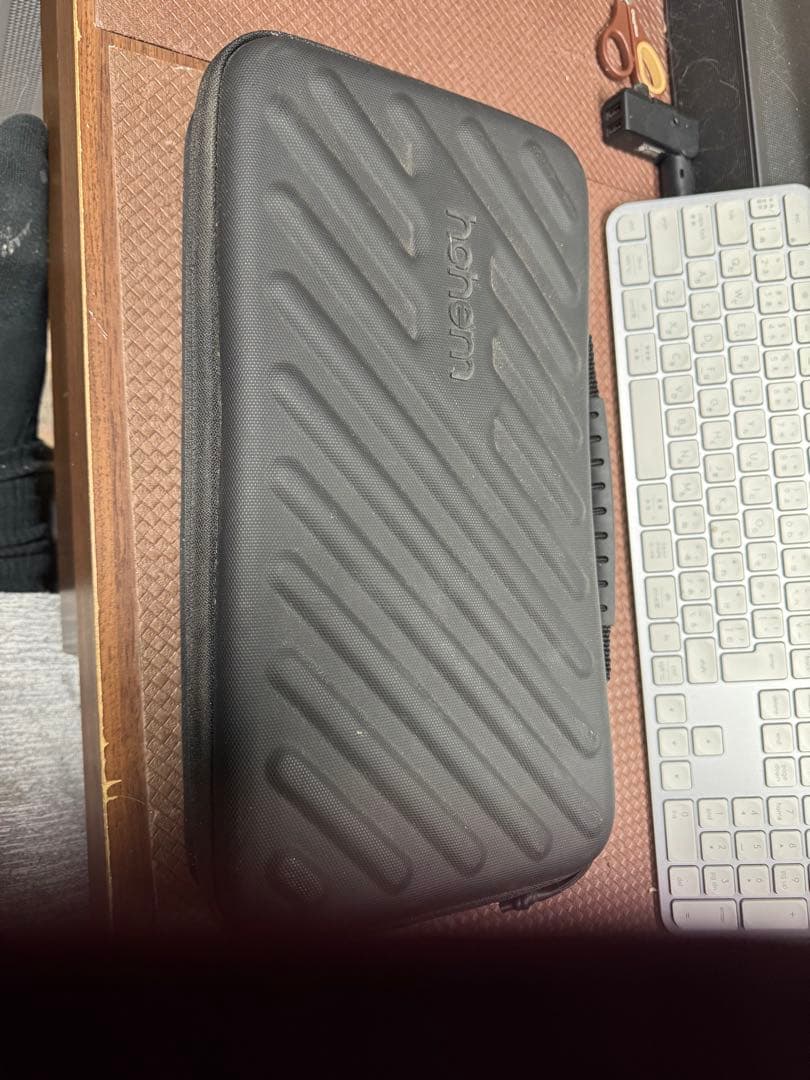 hohem M6 スマホスタビライザーとライトセット