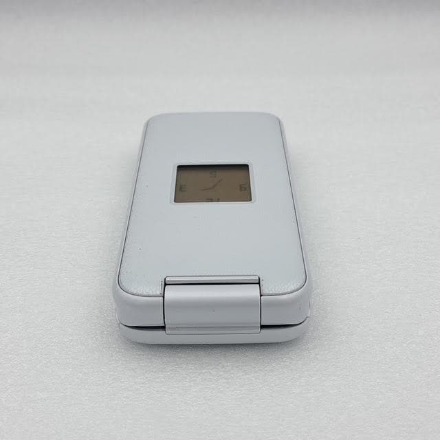 【美品】ドコモ らくらくホン F-01M ホワイト