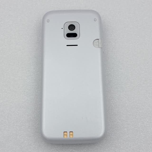 【美品】ドコモ らくらくホン F-01M ホワイト