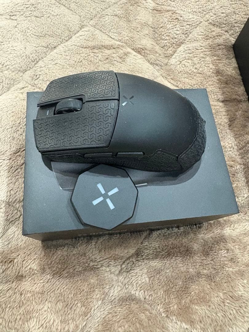 Hitscan Hyperlight white 8Kドングル付きcorepad