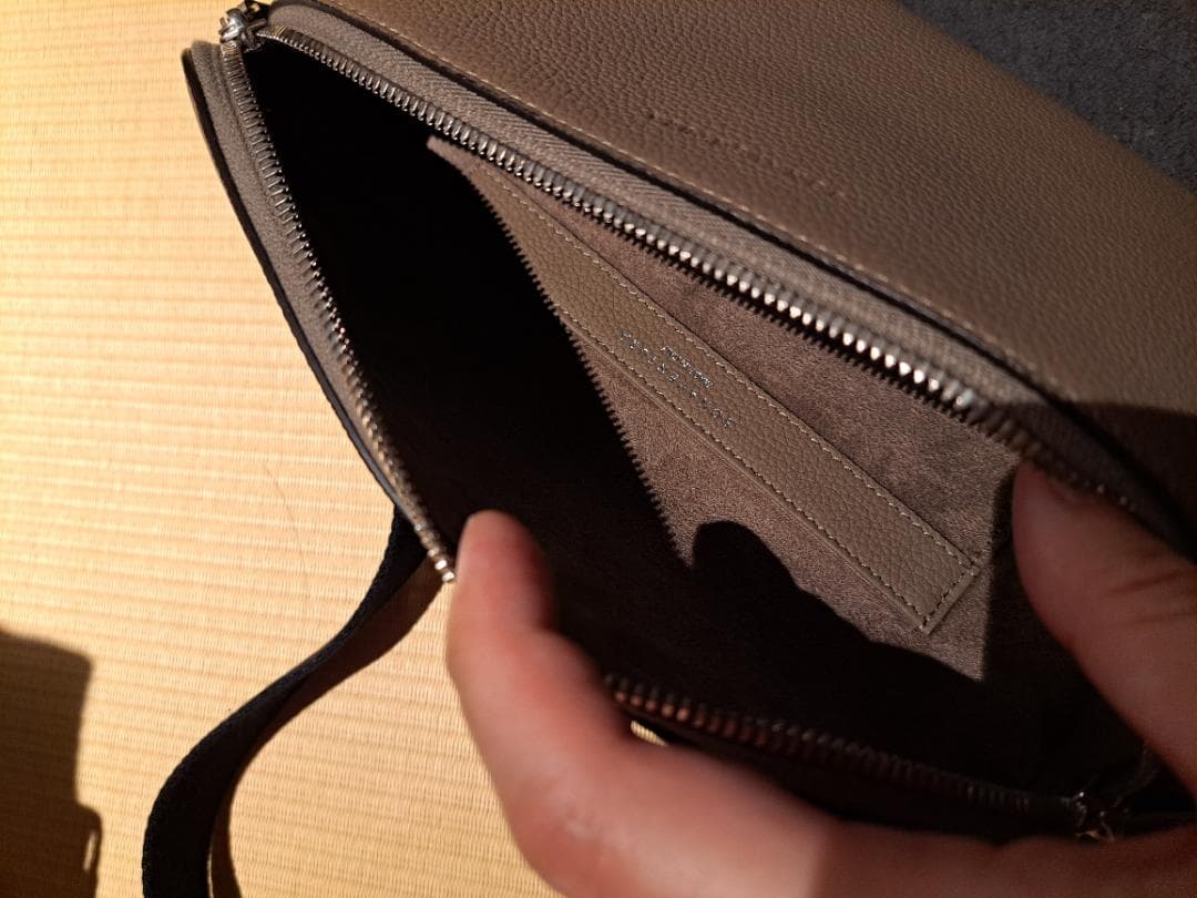 【ボナベンチュラ】ブラウンレザー ボディバッグ