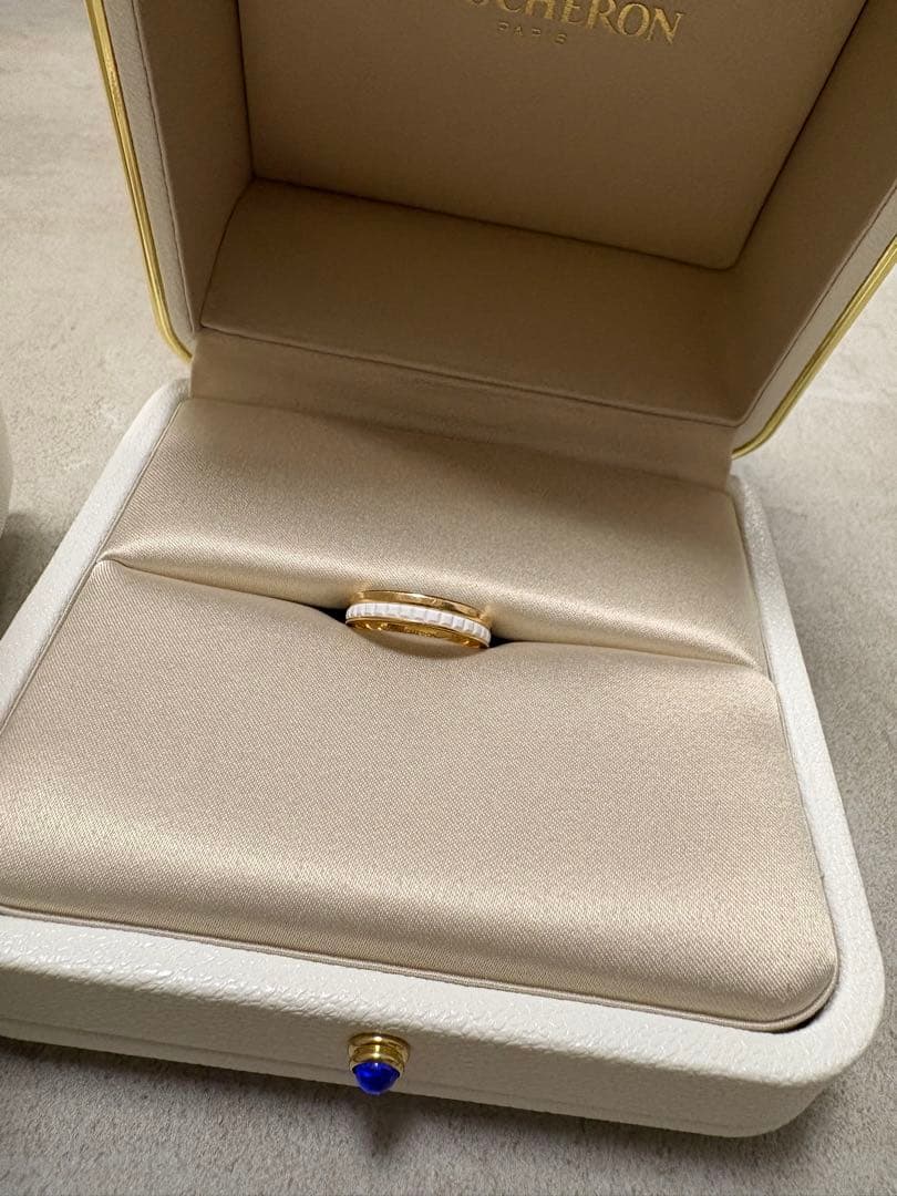 a⭐︎　Boucheron キャトル 鑑定書あり　専用ケース付き