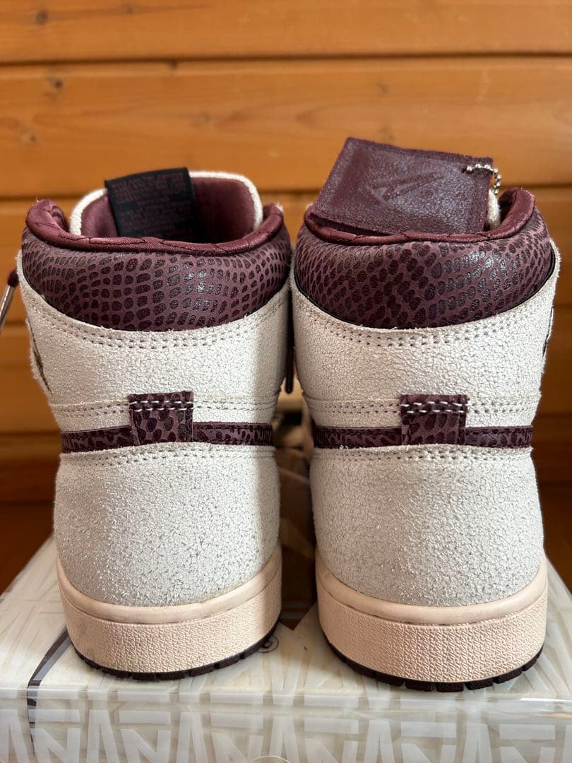 A Ma Maniére Air Jordan 1 クリーム/バーガンディ