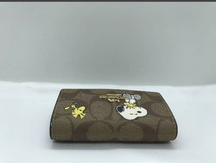 新品未使用コーチ5連キーケーススヌーピー柄ブラウンレディース送料無料即日発送
