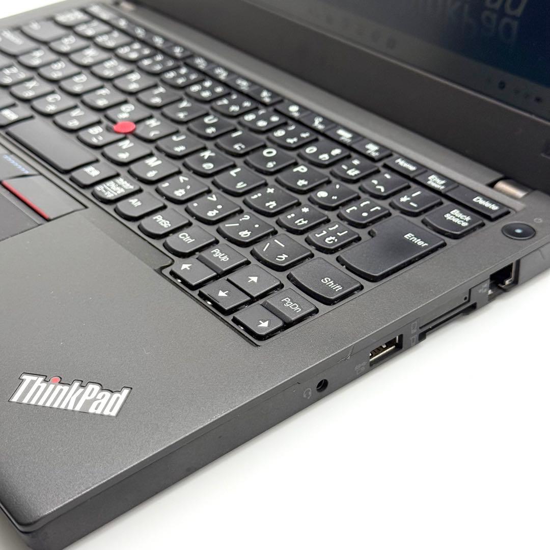 ThinkPad X260 Core i5 小型軽量 新品SSD Wバッテリー