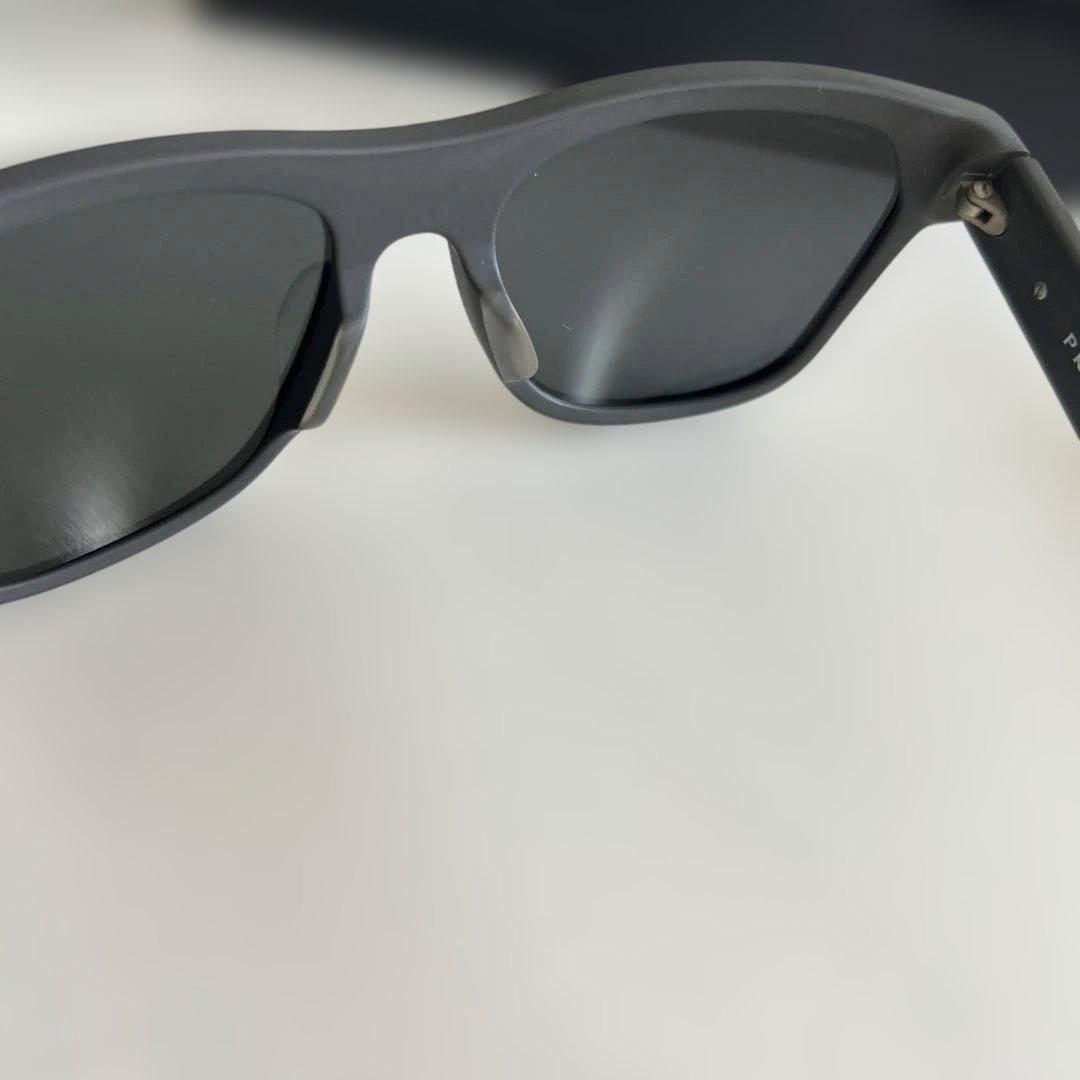 プラダPRADA サングラス　ブラック　マット