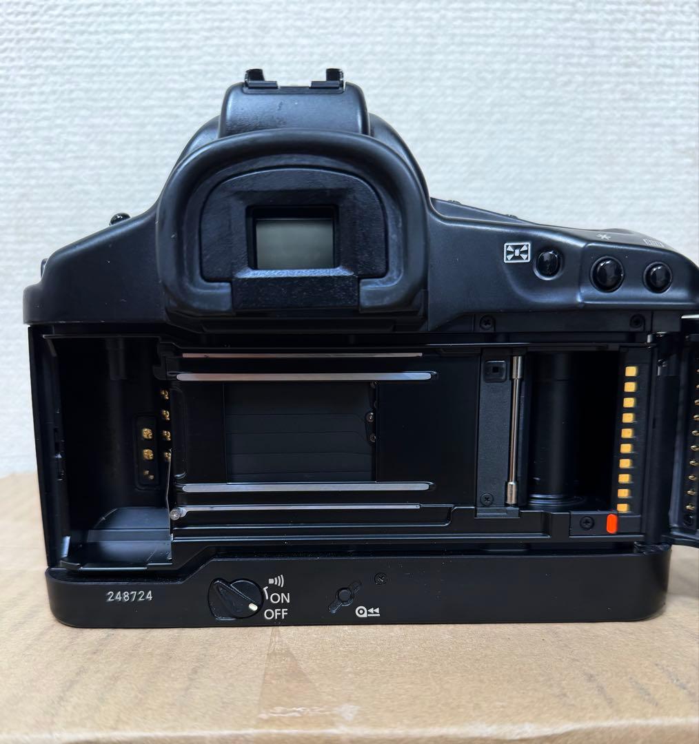 Canon キャノン　eos1v EOS-1v フィルムカメラ　レンズセット