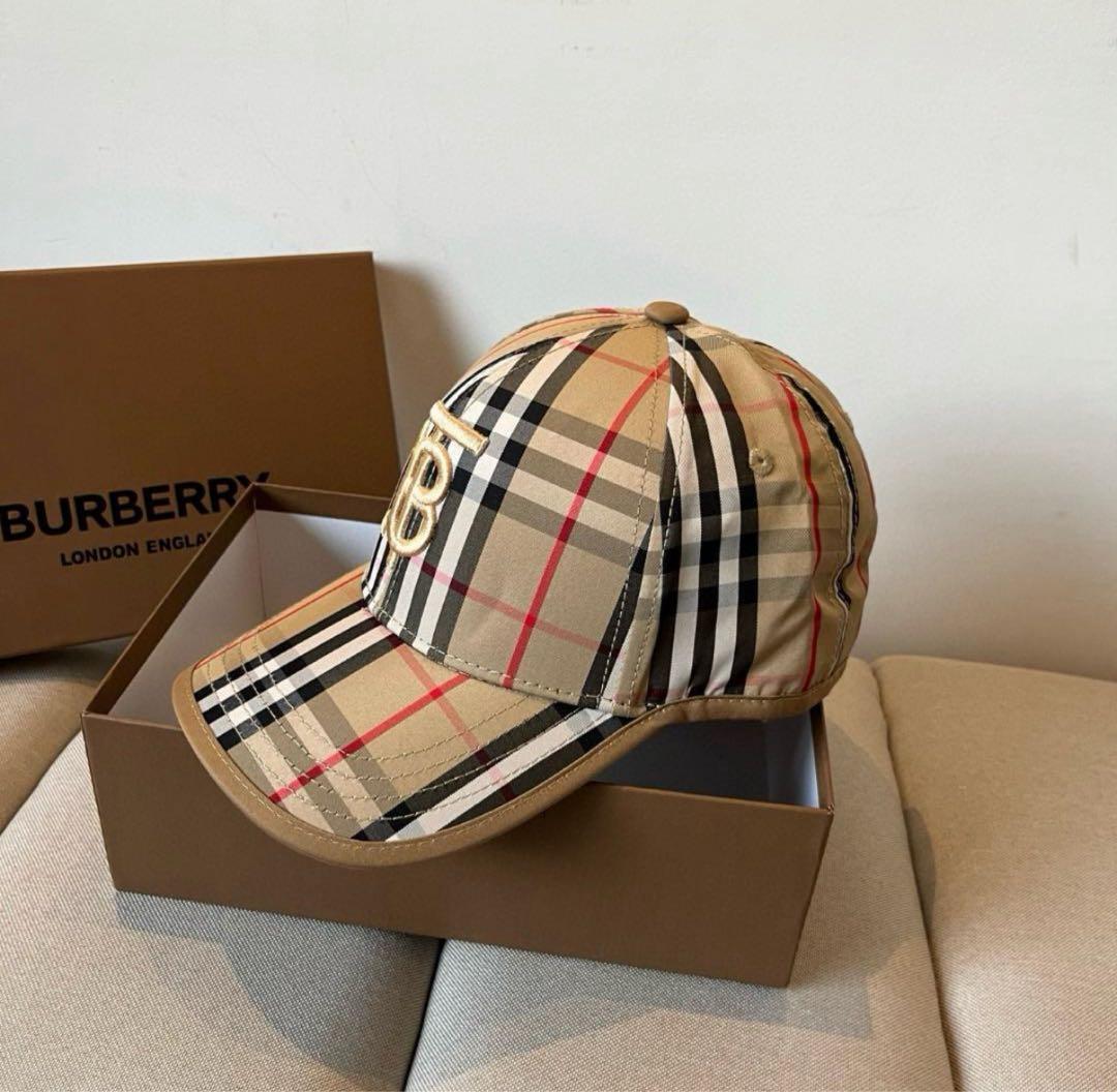 Burberry 帽 ベースボールキャップ